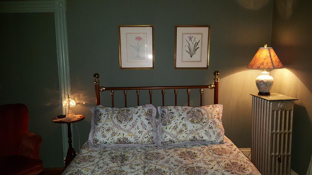 Holidae House Bed & Breakfast Bethel Bagian luar foto
