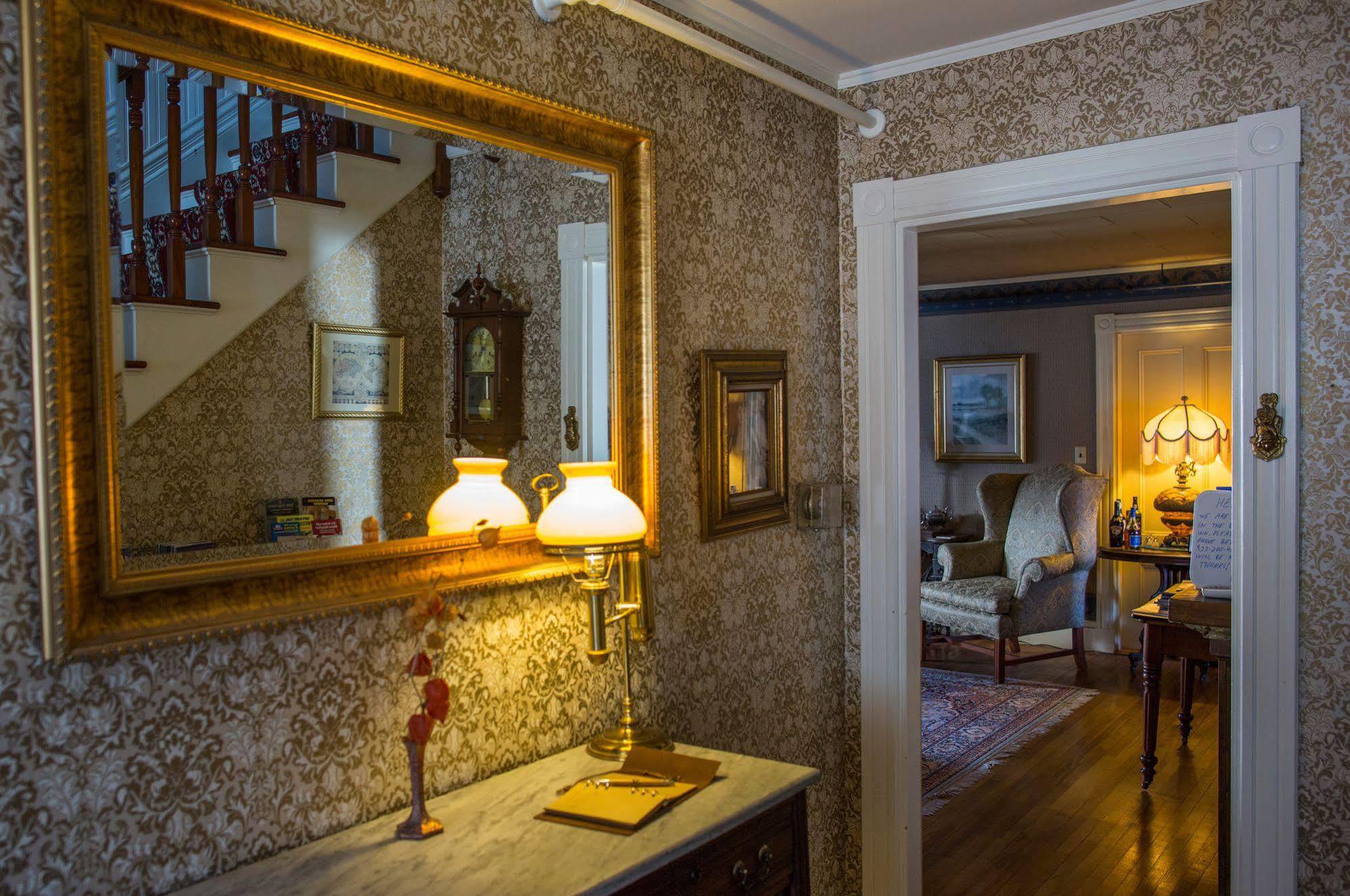 Holidae House Bed & Breakfast Bethel Bagian luar foto