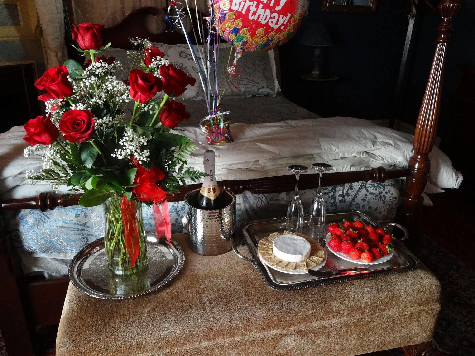 Holidae House Bed & Breakfast Bethel Bagian luar foto