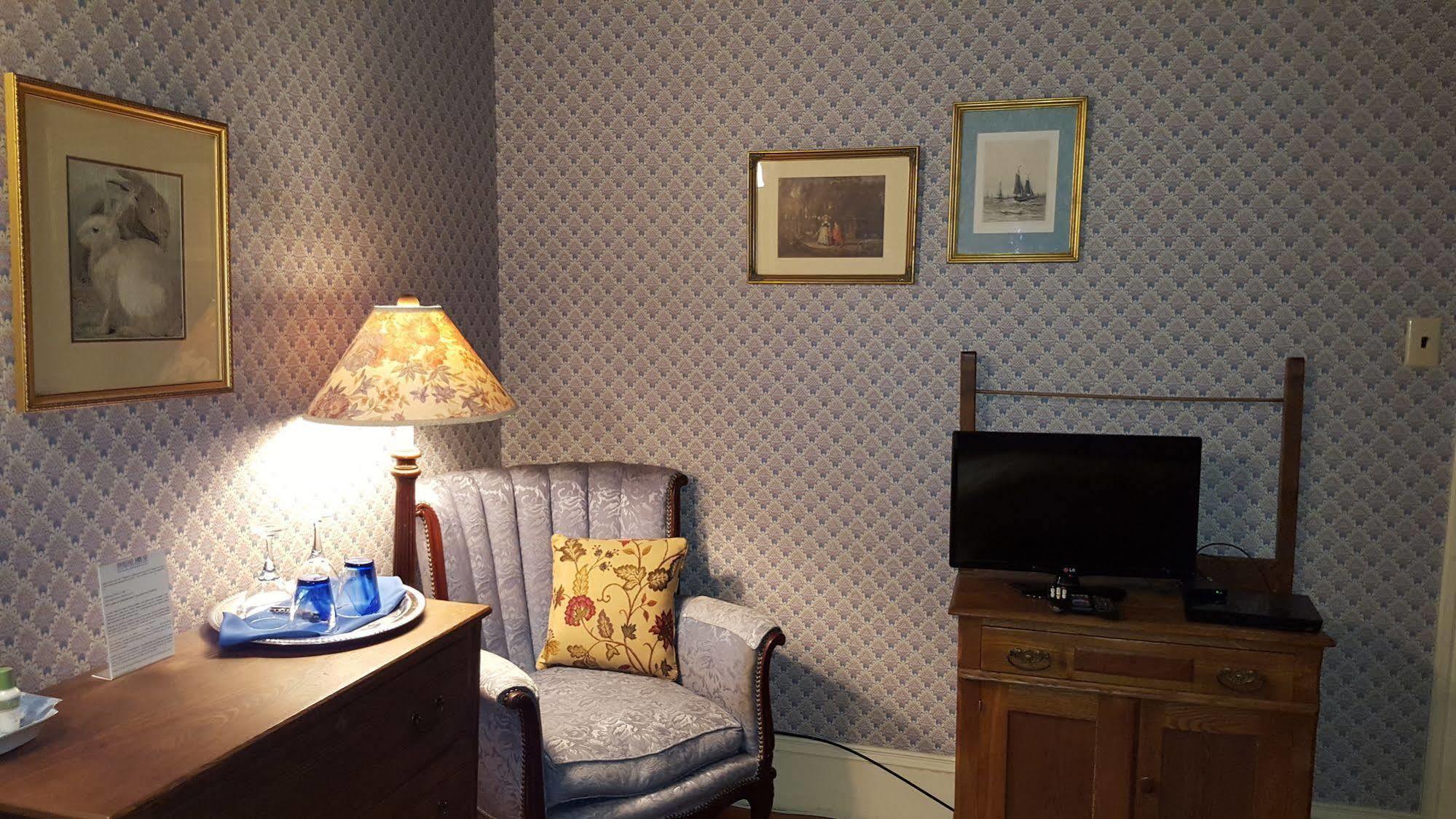 Holidae House Bed & Breakfast Bethel Bagian luar foto